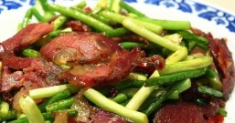 炒香肠之前, 香肠要不要先蒸? 原来一直都搞错了, 难怪香肠不香